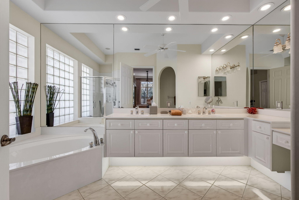 1048 Diamond Head Way - Photo 17