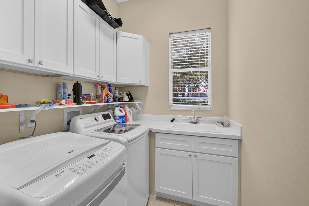 1048 Diamond Head Way - Photo 23