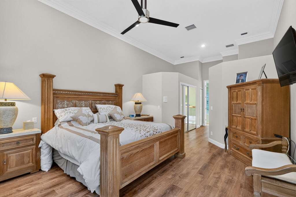 1048 Diamond Head Way - Photo 16