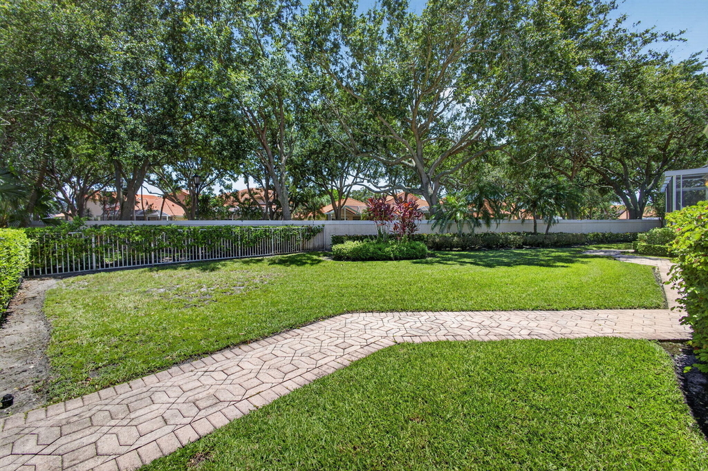 1048 Diamond Head Way - Photo 30