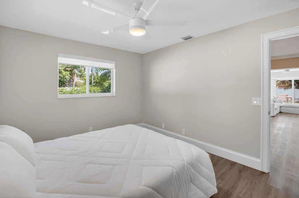 135 Se 28th Court - Photo 39