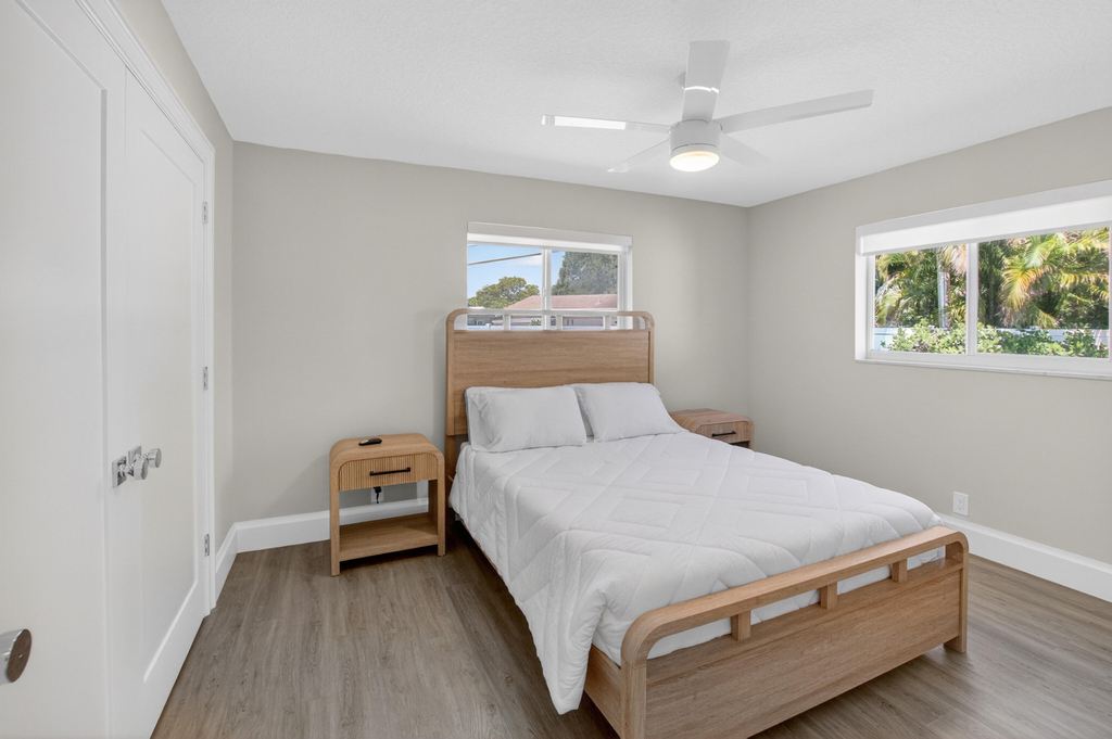 135 Se 28th Court - Photo 35