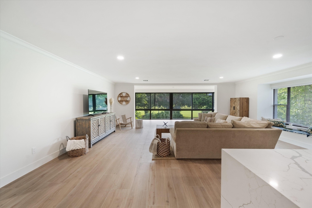 2810 Polo Island Drive - Photo 8