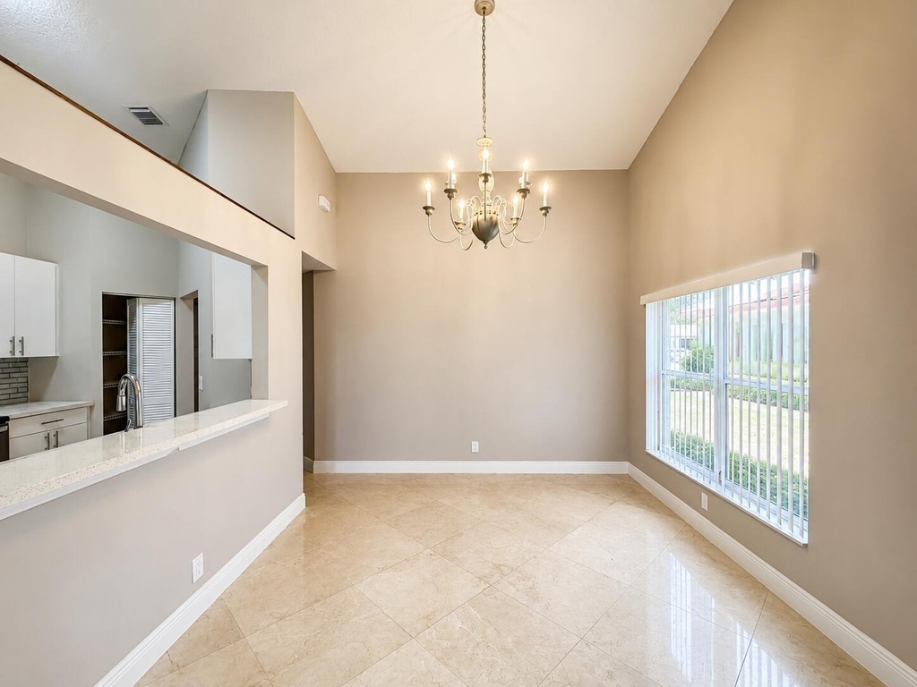 1220 Nw 15th Avenue - Photo 9