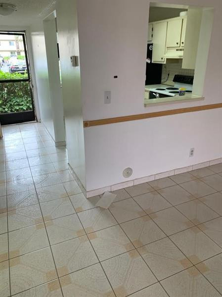 7840 Nw 50th Street - Photo 2
