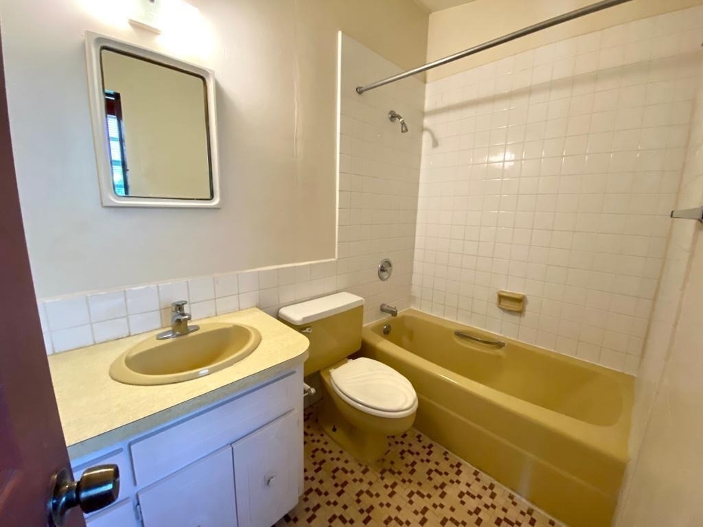 735 46th Street - Photo 4