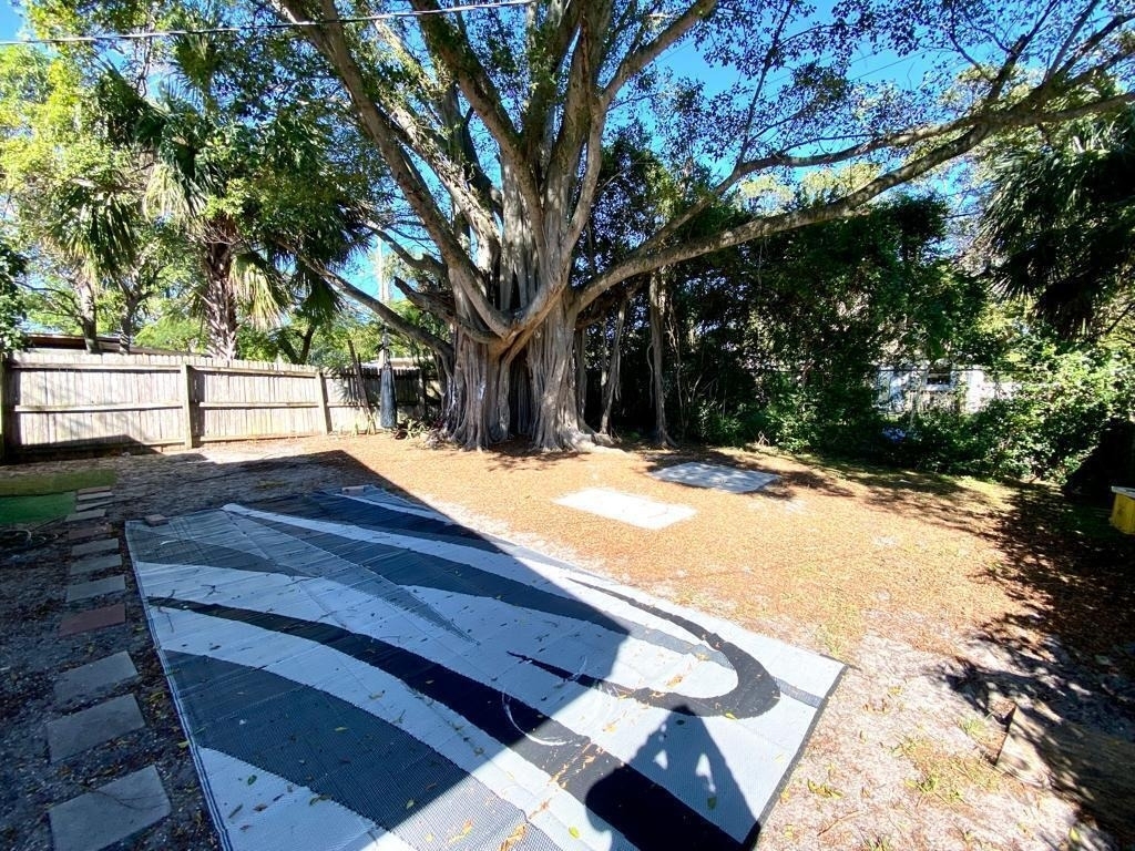 735 46th Street - Photo 7