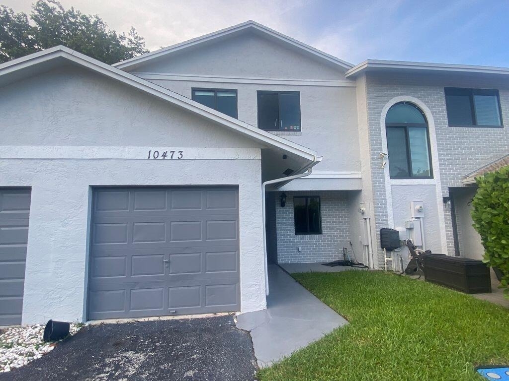 10473 Nw 3rd Street - Photo 0