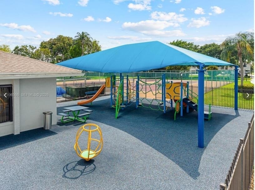 10473 Nw 3rd Street - Photo 6
