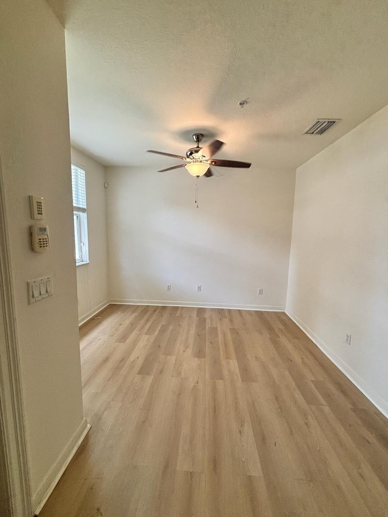 767 Millbrae Court - Photo 11