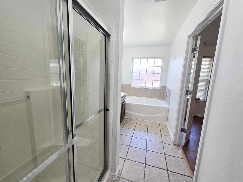 16001 Korie Drive - Photo 13