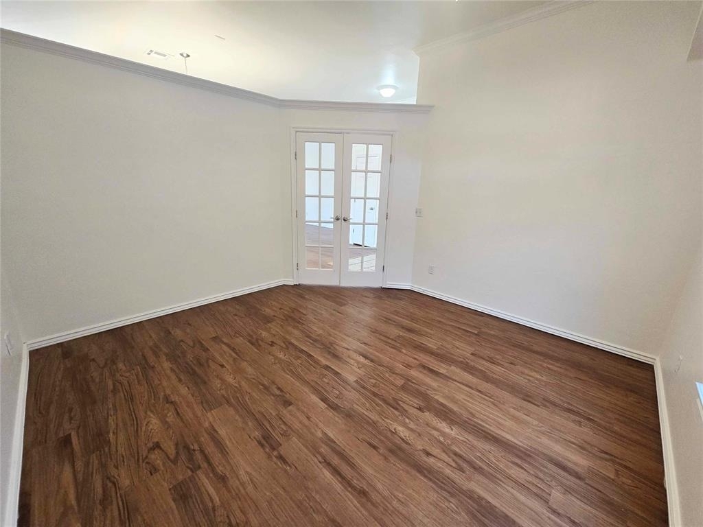 16001 Korie Drive - Photo 3