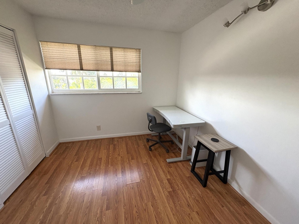 640 Tennis Club Drive - Photo 8