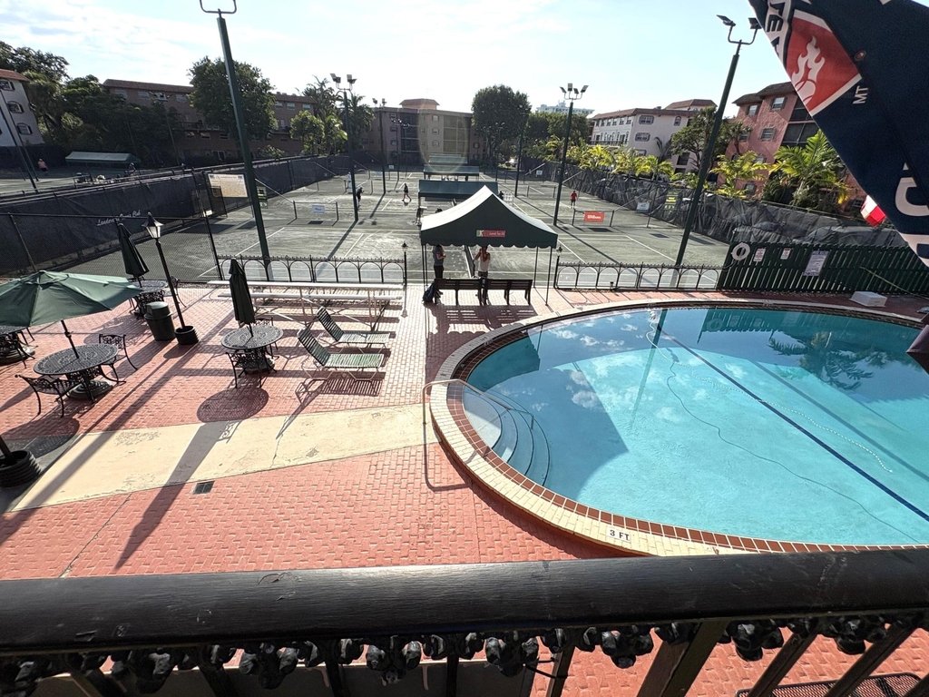 640 Tennis Club Drive - Photo 13