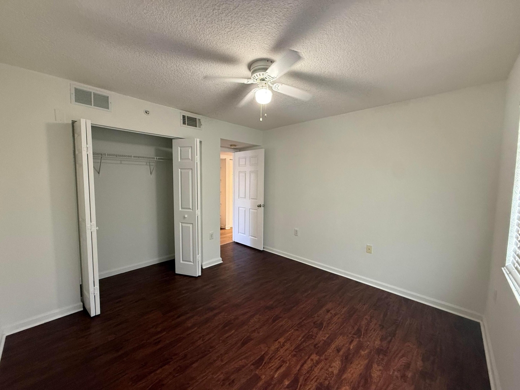231 Sw Palm Drive - Photo 14