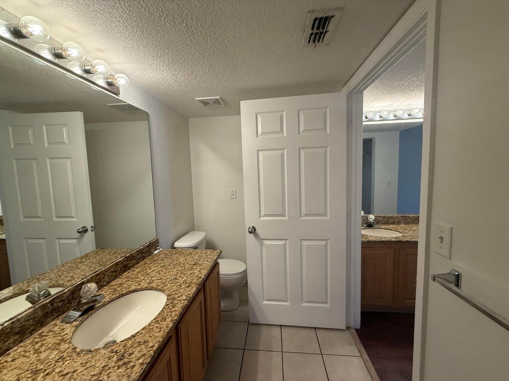 231 Sw Palm Drive - Photo 12
