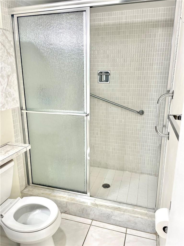 1149 Hillsboro Mile - Photo 11