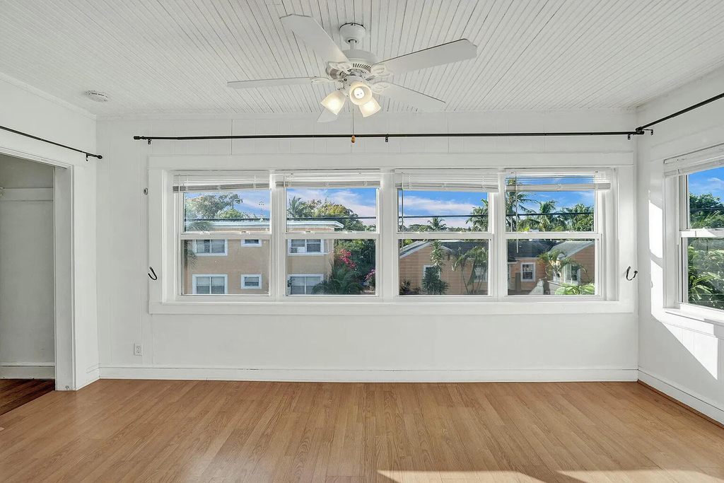 420 3rd Avenue S - Photo 9