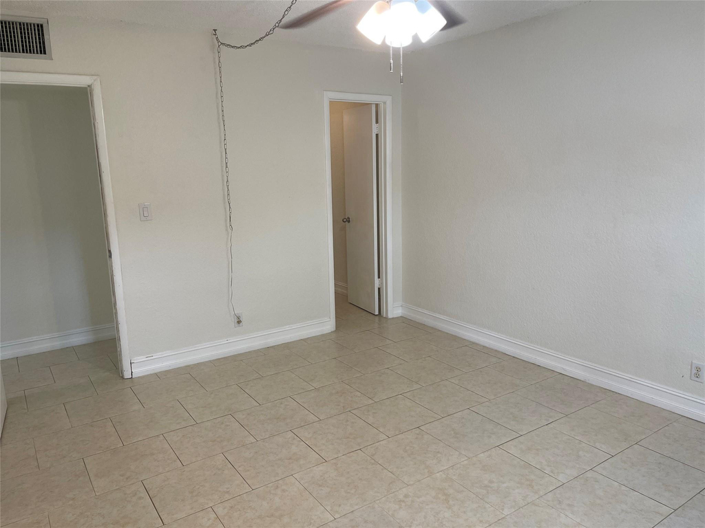 770 Se 2nd Avenue - Photo 8