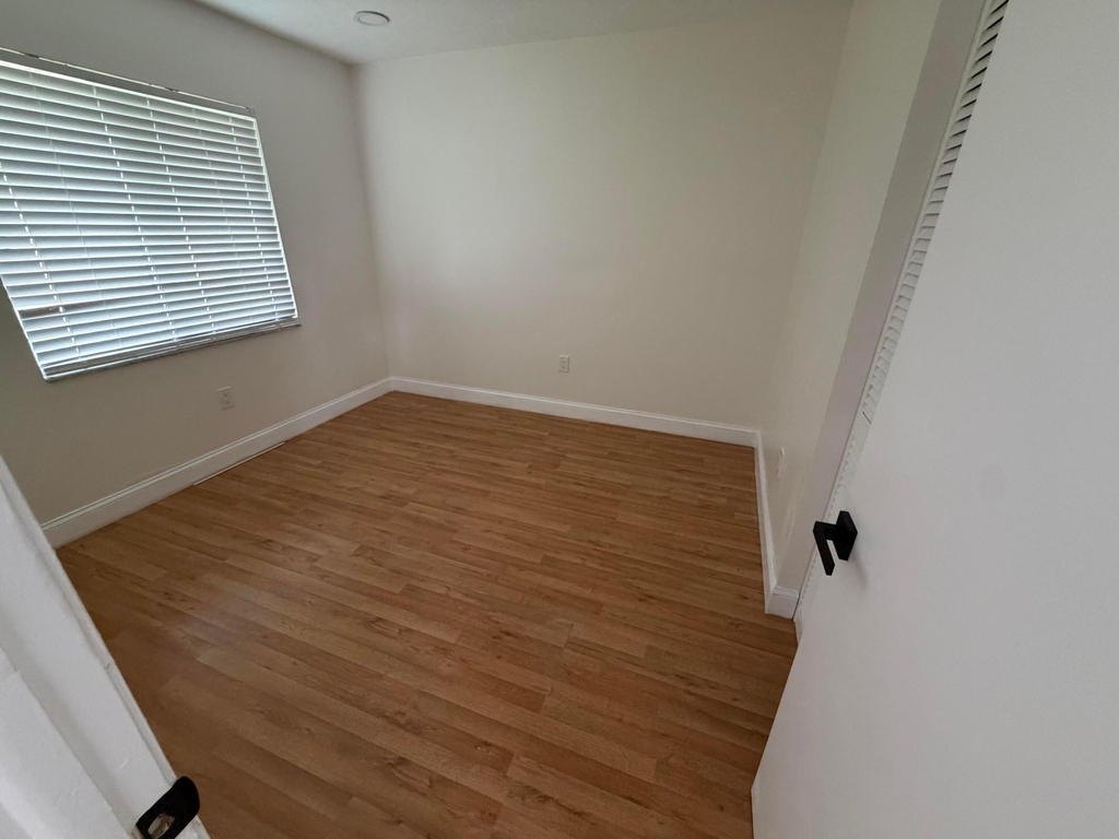 4281 Nw 120th Lane - Photo 5
