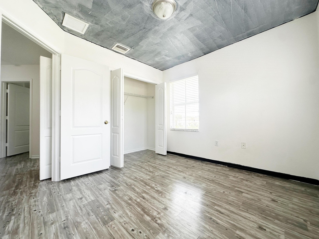 3035 Sw 129th Way - Photo 8