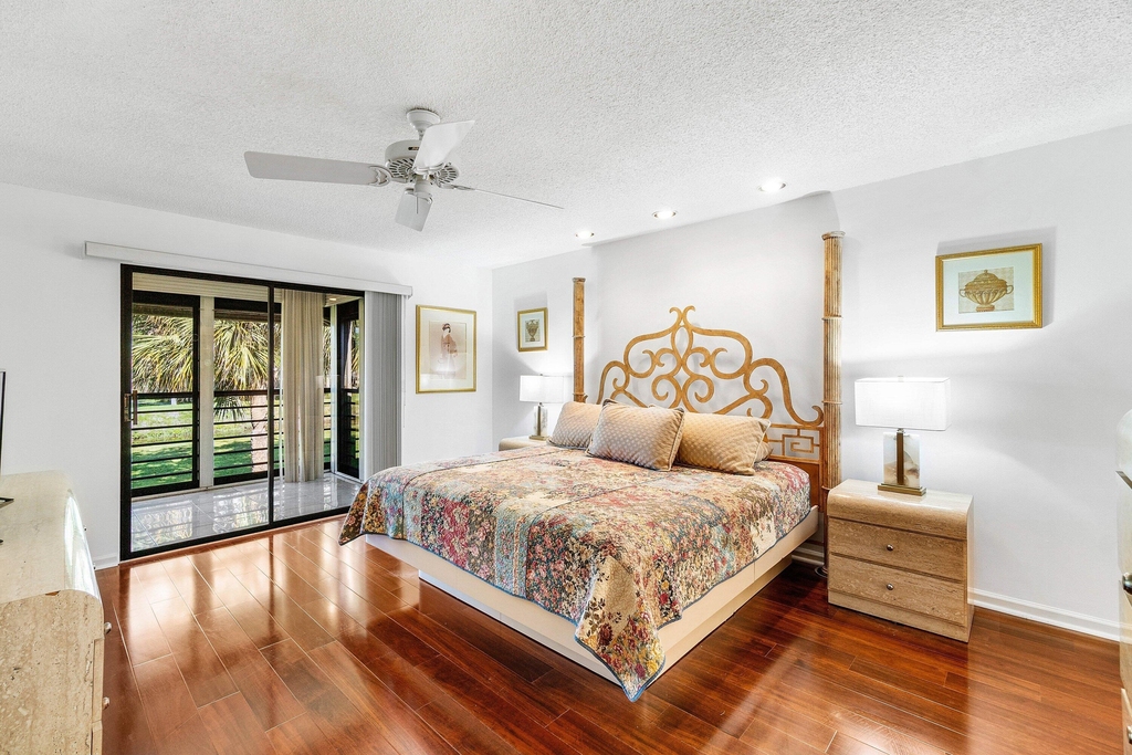 10137 Mangrove Drive - Photo 13
