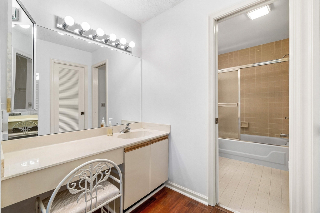 10137 Mangrove Drive - Photo 17