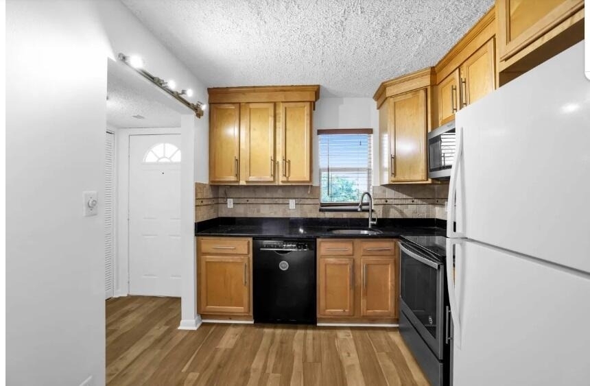 9355 Sw 8th Street - Photo 1
