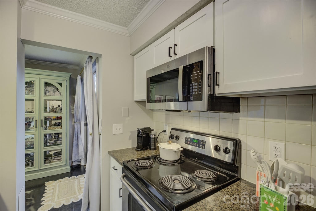 2506 Cranbrook Lane - Photo 17