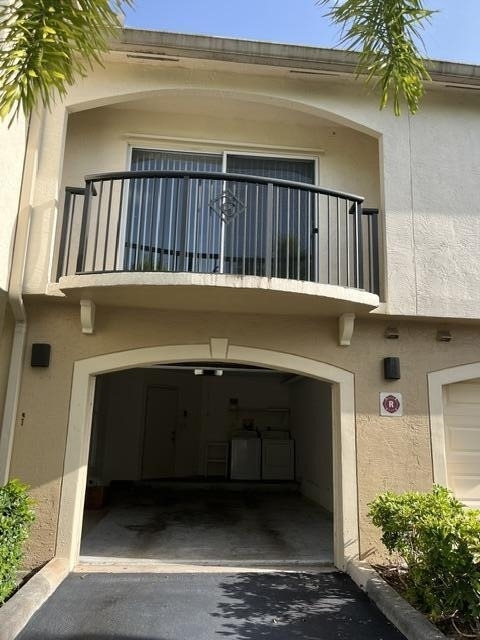 1200 Crestwood Court S - Photo 2