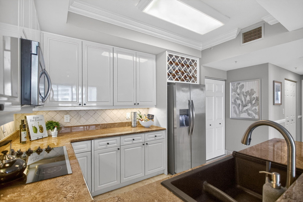 100 S Birch Road - Photo 14
