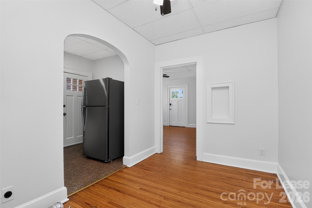 912 S York Street - Photo 8