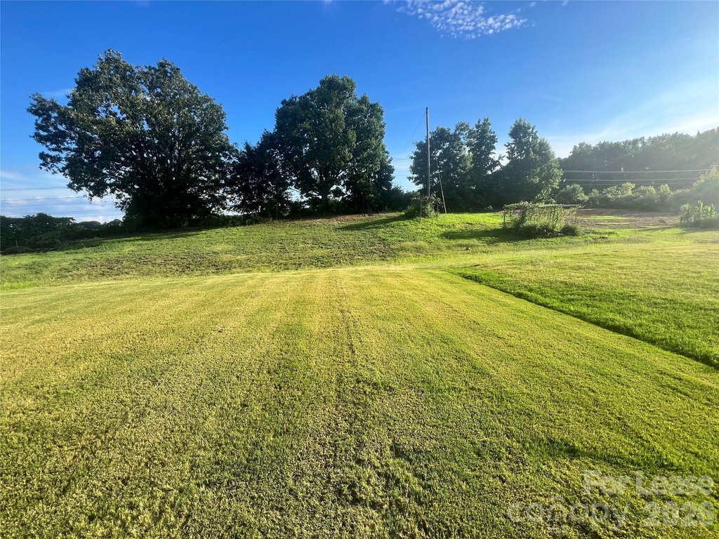 8010 Foxcroft Drive - Photo 23
