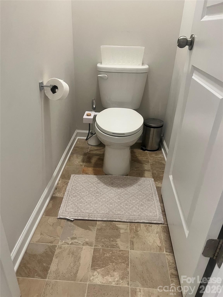 8010 Foxcroft Drive - Photo 16