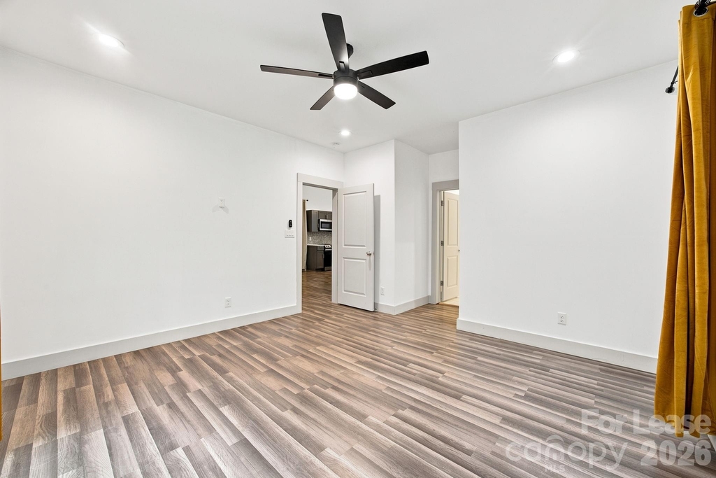1198 Chronicle Avenue - Photo 11