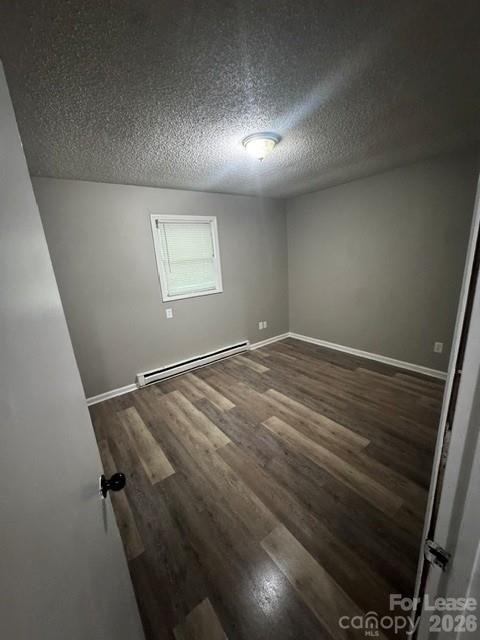 305 Kristin Lane - Photo 2