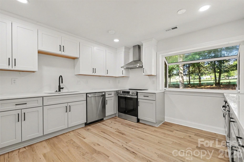 9606 Fairway Ridge Road - Photo 5