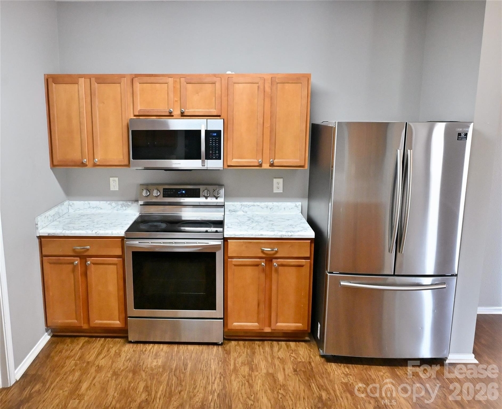 7404 Loyalist Street - Photo 5