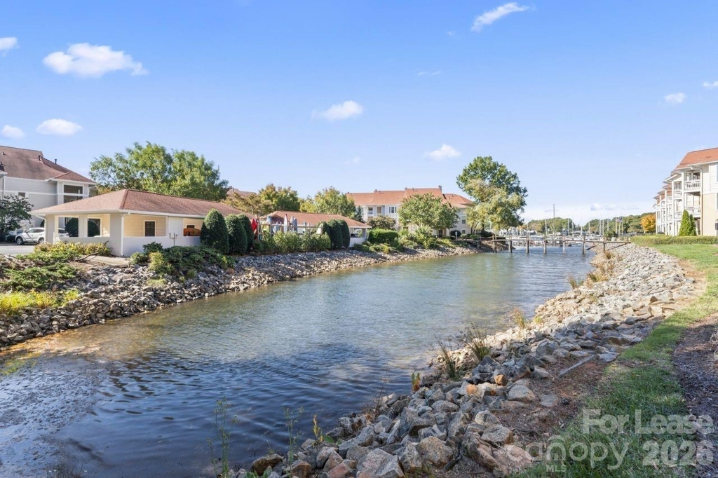 18009 Kings Point Drive - Photo 0
