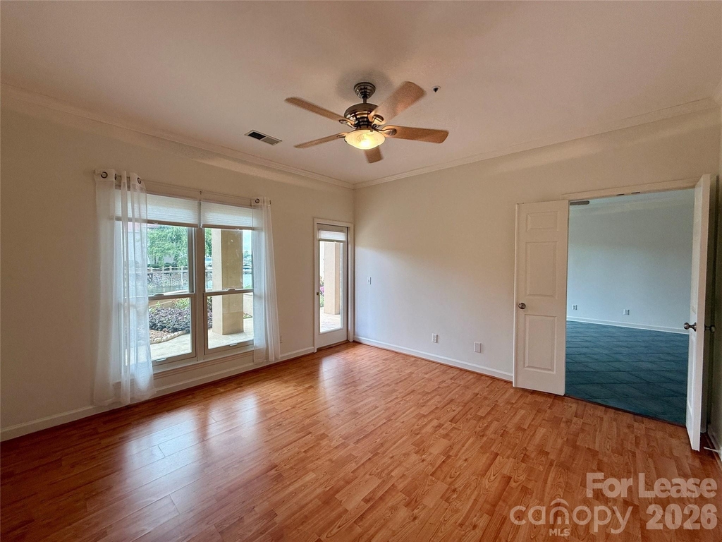 18009 Kings Point Drive - Photo 18