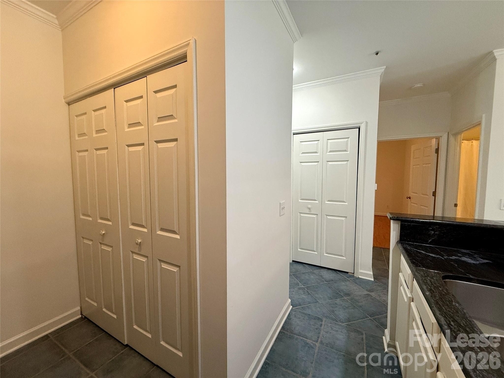 18009 Kings Point Drive - Photo 7