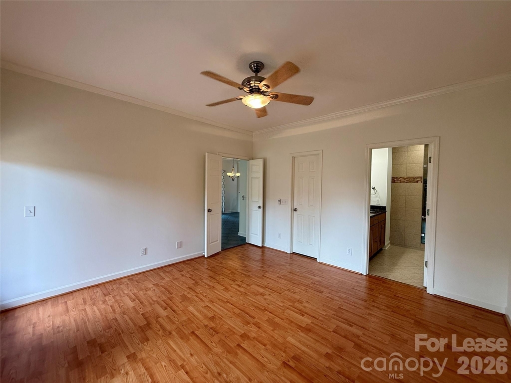 18009 Kings Point Drive - Photo 17