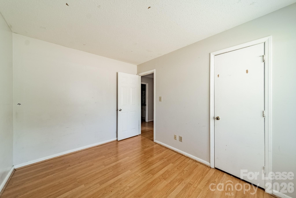 9535 University Terrace Drive - Photo 5