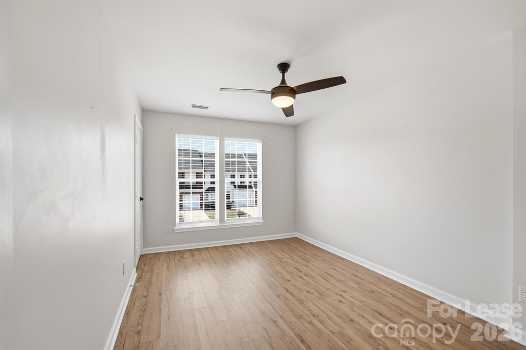 4084 Holly Villa Circle - Photo 30