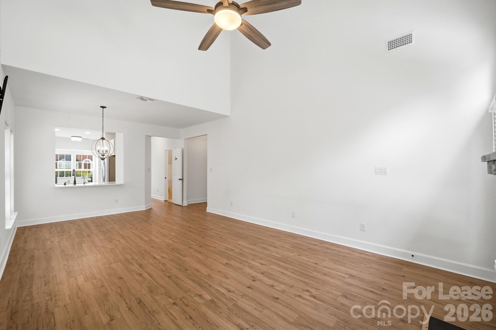 4084 Holly Villa Circle - Photo 11