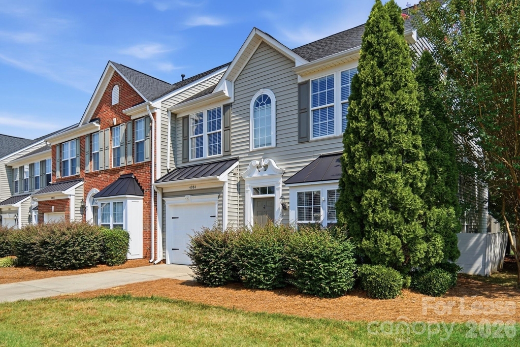4084 Holly Villa Circle - Photo 2
