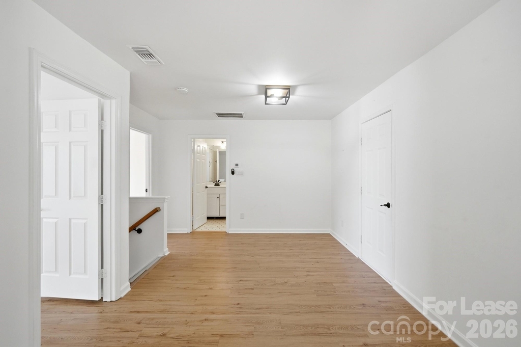 4084 Holly Villa Circle - Photo 29
