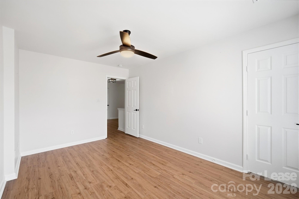 4084 Holly Villa Circle - Photo 31