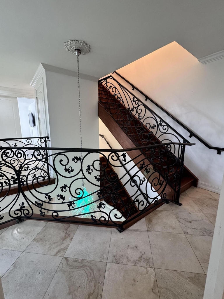 808 N Victoria Park Road - Photo 10