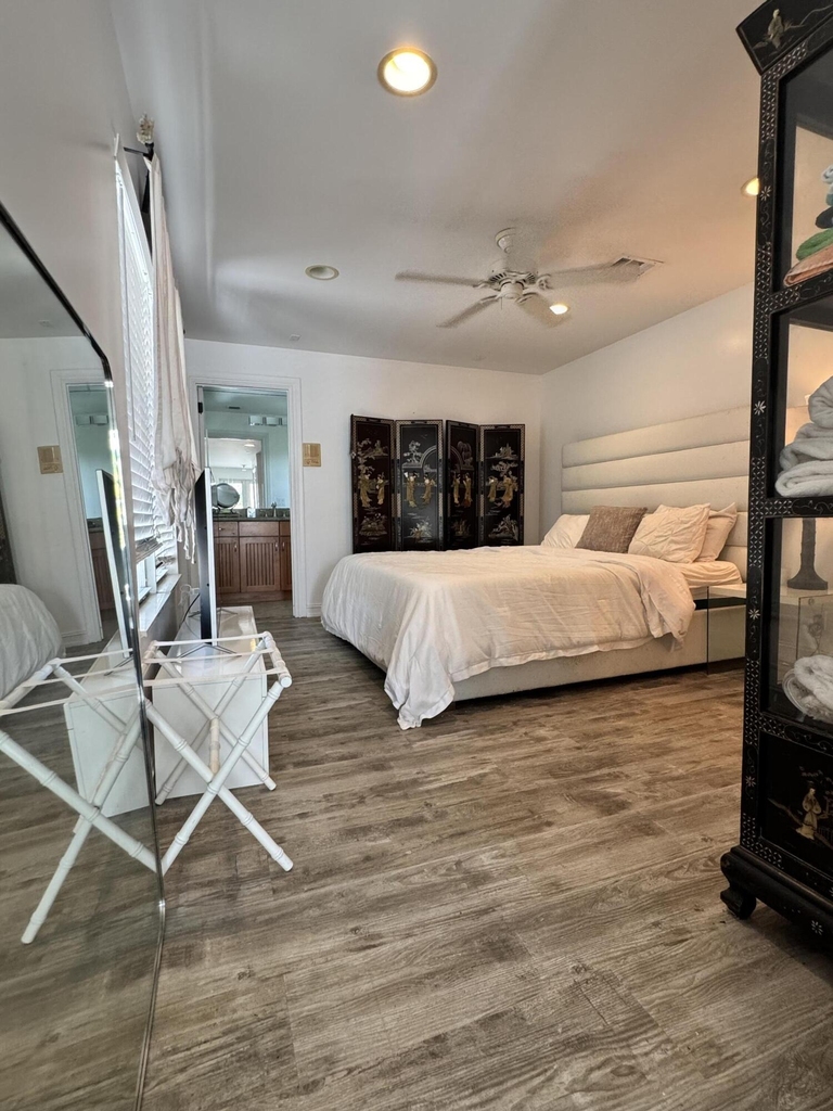 808 N Victoria Park Road - Photo 11